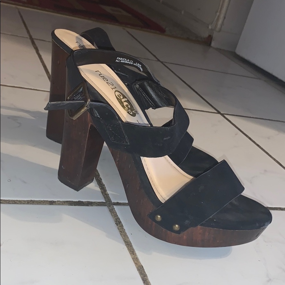 Heeled Buckle Sandal